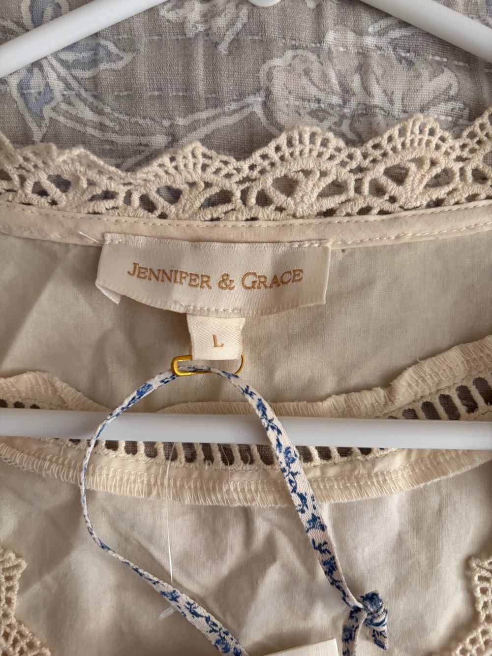 Jennifer & Grace Embroidered Lace-Trim Cropped Blouse in Cream - Picture 5 of 10